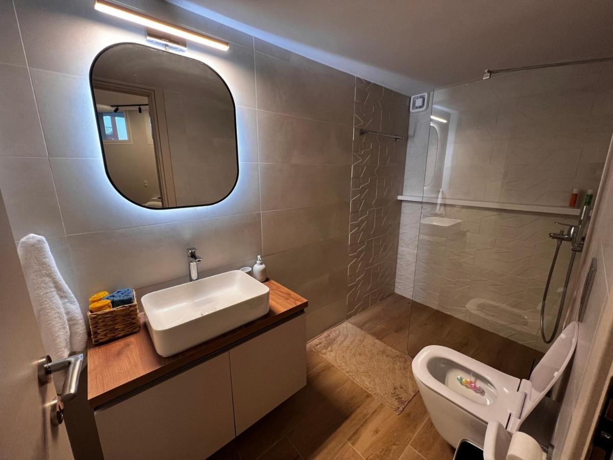 Elia Luxury Residence Chalkís Esterno foto